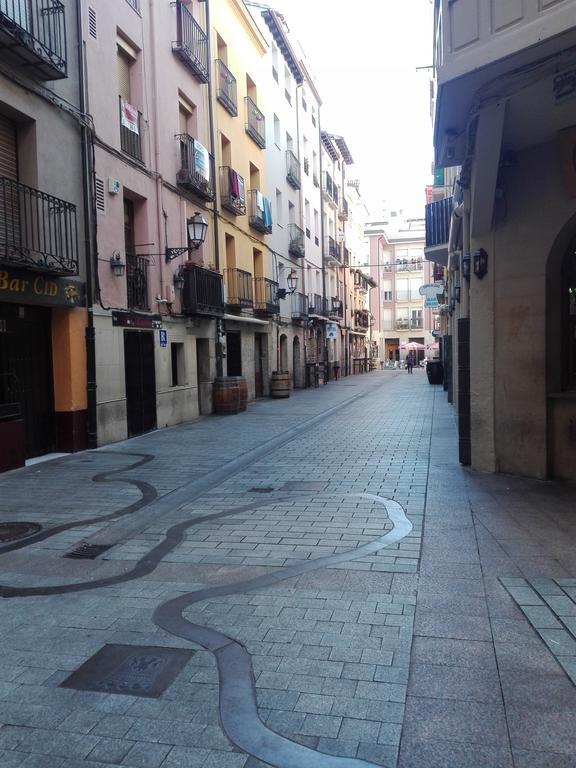 Pension Travesia Del Laurel Logroño Dış mekan fotoğraf