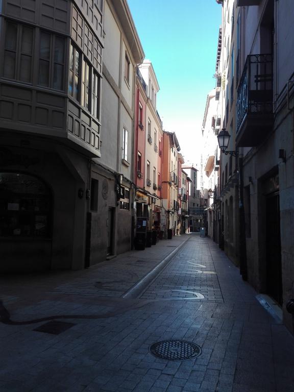 Pension Travesia Del Laurel Logroño Dış mekan fotoğraf